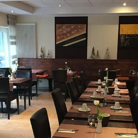 Hotel International Am Theater 3*