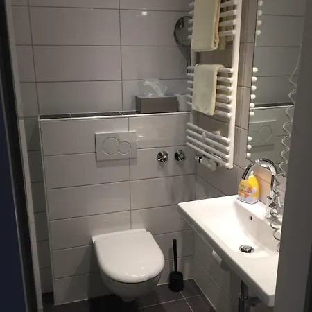 Otel International Am Theater 3*