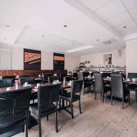 International Am Theater