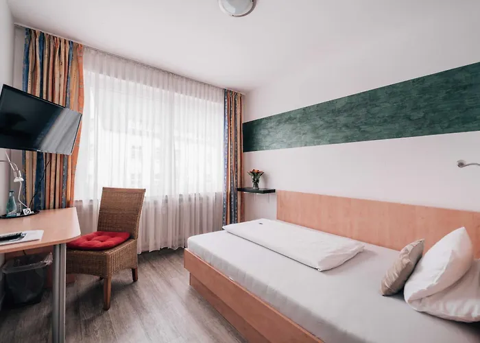 International Am Theater Hotel 3*